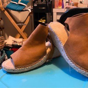 NWOT Gap Espadrilles